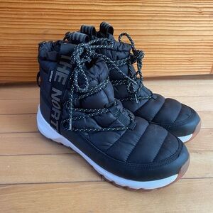 The North Face Women’s Black Insulated Snow Boots